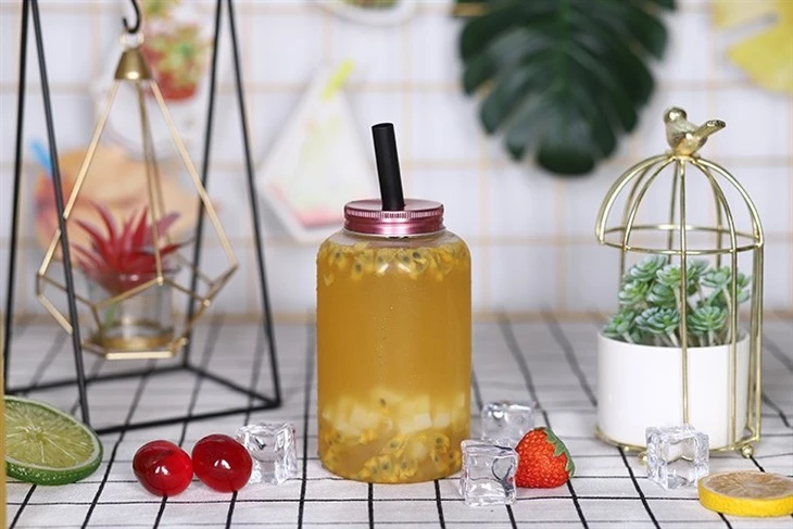 Plastic PET Beverage Bottle With Aluminum Cap